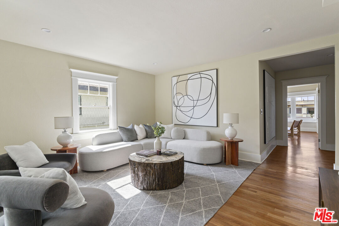 1274 3rd Avenue Los Angeles, CA 90019 - Photo 35 of 69