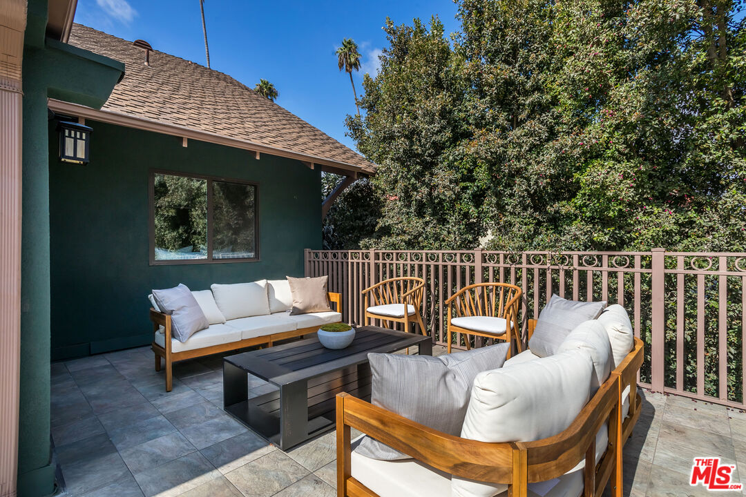 1274 3rd Avenue Los Angeles, CA 90019 - Photo 66 of 69