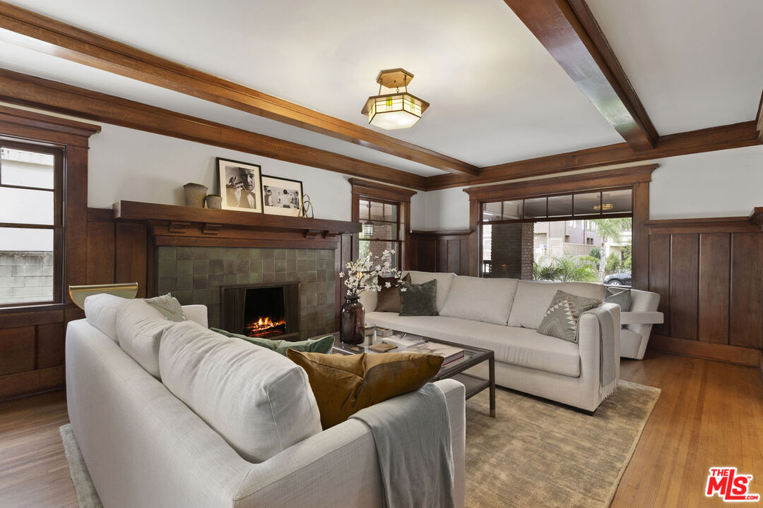 1274 3rd Avenue Los Angeles, CA 90019 - Photo 7 of 69