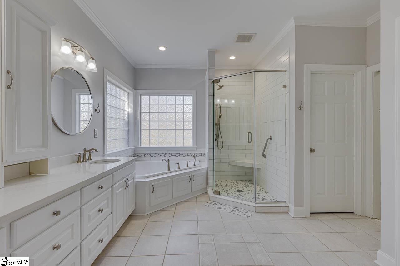 12 Shannon Ridge Court Greenville, SC 29615 - Photo 31 of 50