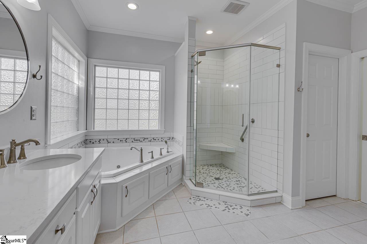 12 Shannon Ridge Court Greenville, SC 29615 - Photo 33 of 50