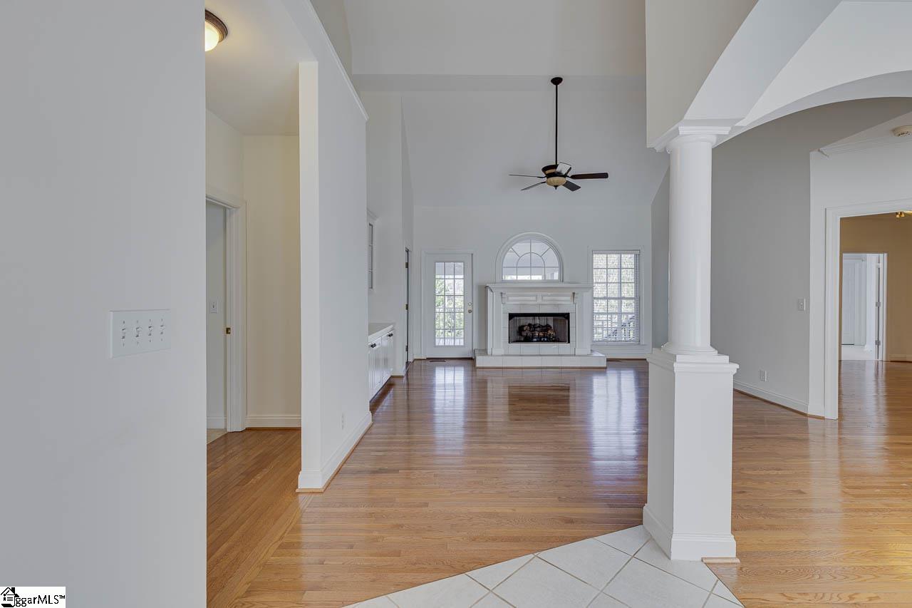 12 Shannon Ridge Court Greenville, SC 29615 - Photo 4 of 50