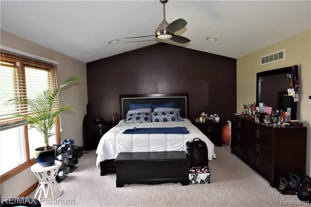2665 Tim Avenue Brighton, MI 48114 - Photo 13 of 26