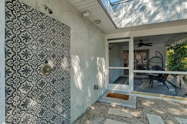 $1,500,000 | 201 72nd Street, Unit A & B, Holmes Beach, FL 34217