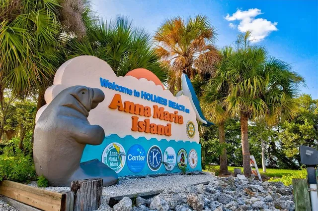 $1,500,000 | 201 72nd Street, Unit A & B, Holmes Beach, FL 34217