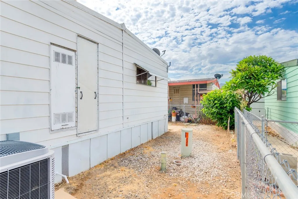 4000 Pierce Street, Unit 220 Riverside, CA 92505 - Photo 21 of 30