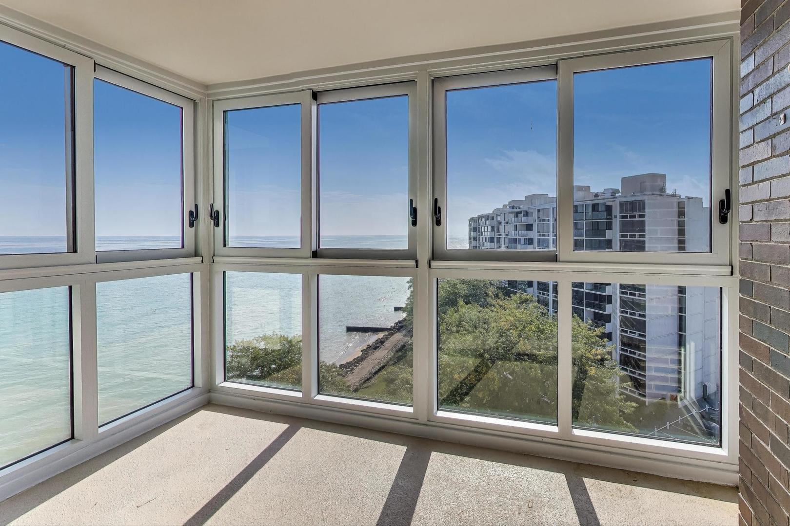 1616 Sheridan Road, Unit 9H Wilmette, IL 60091 - Photo 7 of 28 a view of a balcony with an outdoor space