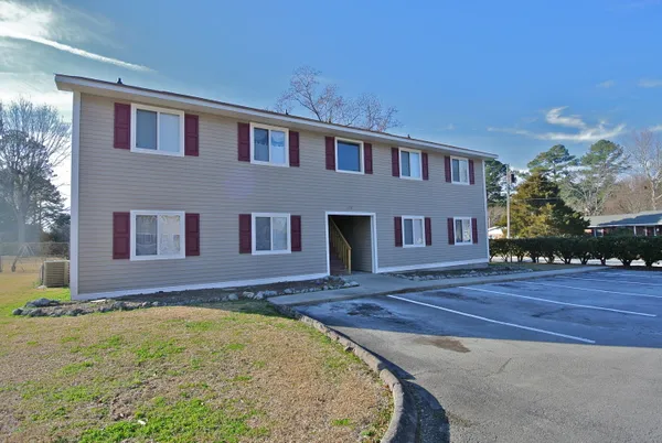 $900 | 1729 Elmwood Drive, Unit D, New Bern, NC 28560