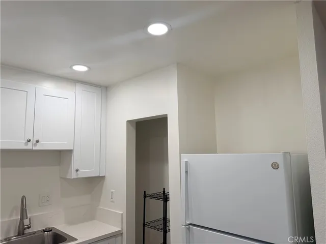 $2,600 | 988 Valencia Street, Unit 3, Costa Mesa, CA 92626