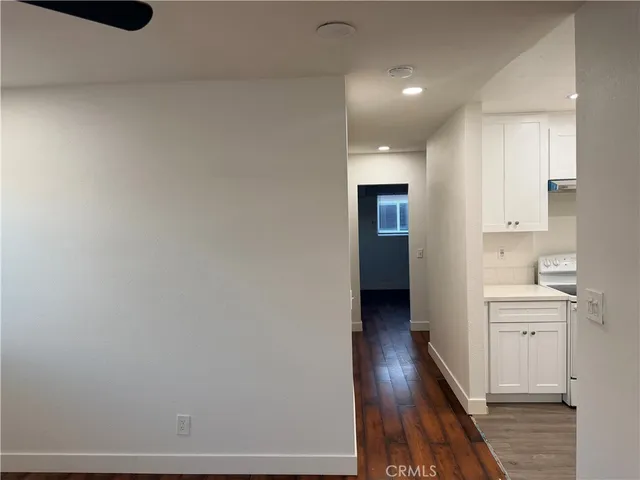 $2,600 | 988 Valencia Street, Unit 3, Costa Mesa, CA 92626