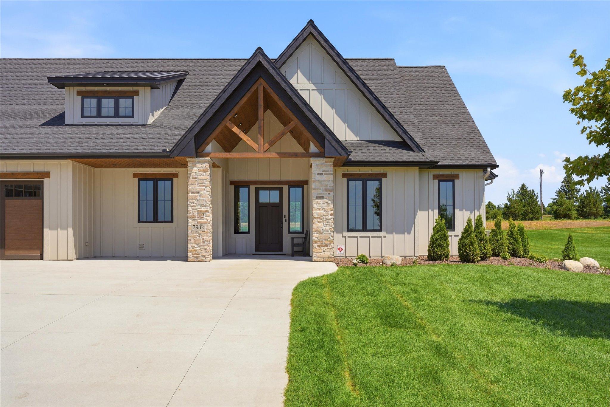 7982 Eldorado Road Prior Lake, MN 55372 - Photo 4 of 63 Gallery Image 4