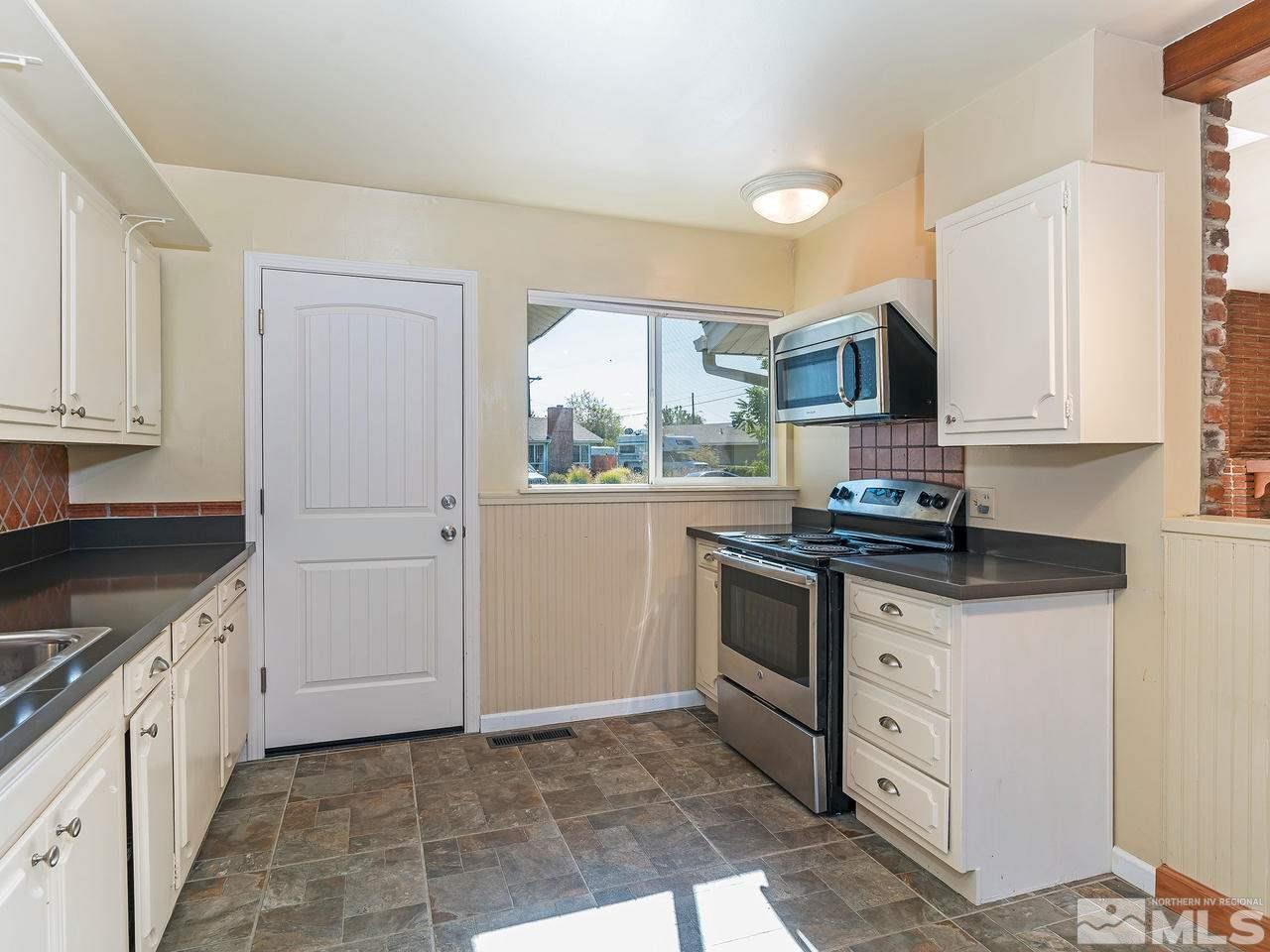 1865 Wrondel Way Reno, NV 89502 - Photo 6 of 15 Photo 6