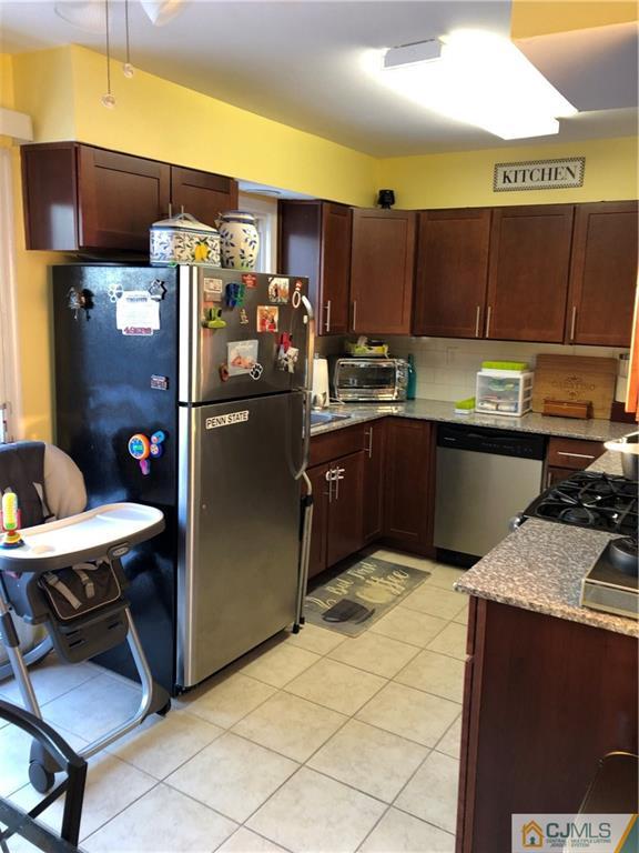 33 Highview Road East Brunswick, NJ 08816 - Photo 9 of 23 Gallery Image 9