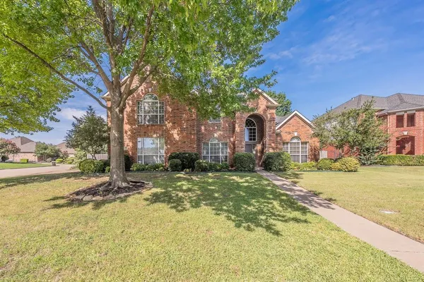 $539,900 | 3001 St Lynda Drive, Mansfield, TX 76063