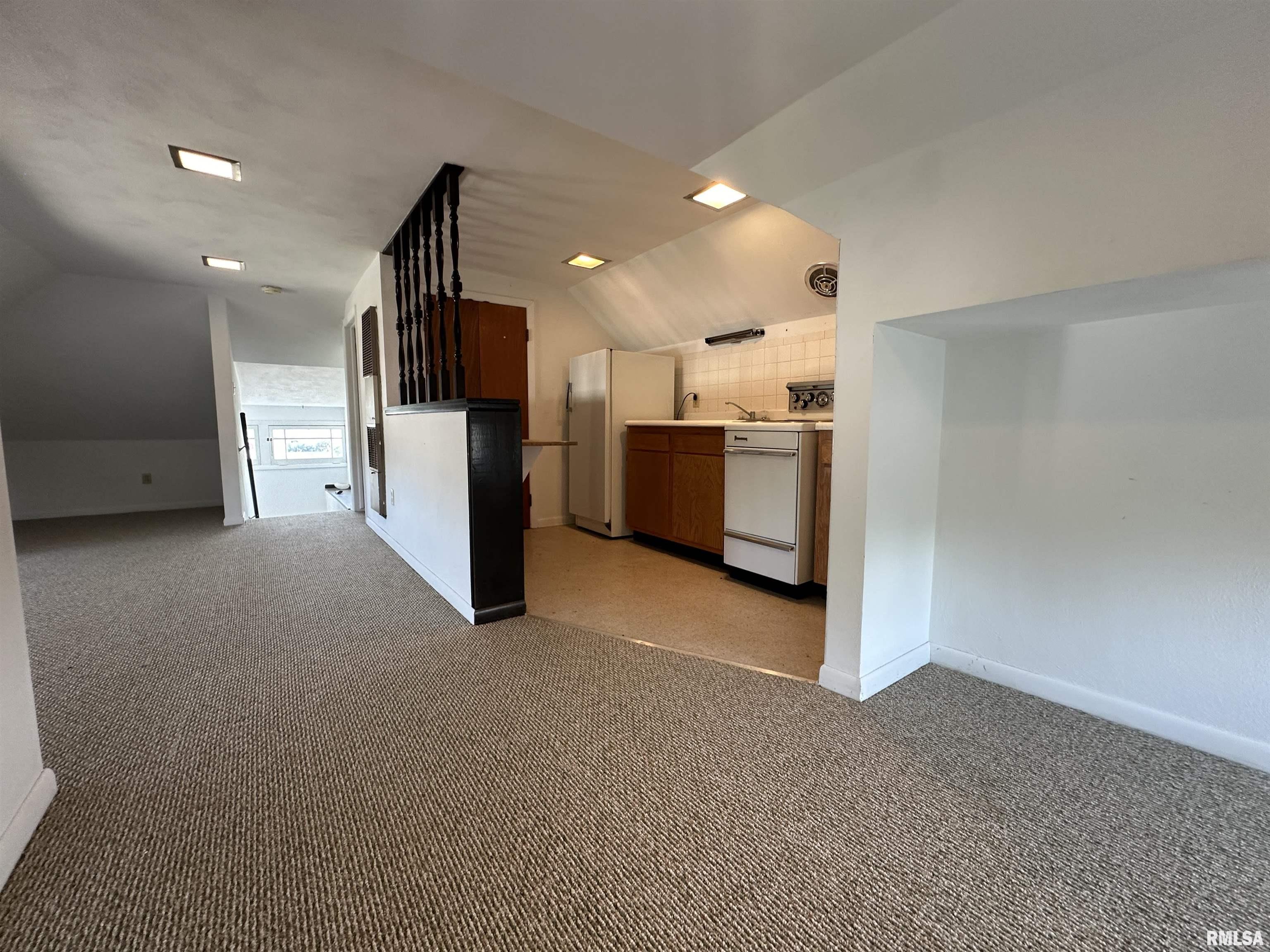 540 North Main Street, Unit B Morton, IL 61550 - Photo 5 of 23