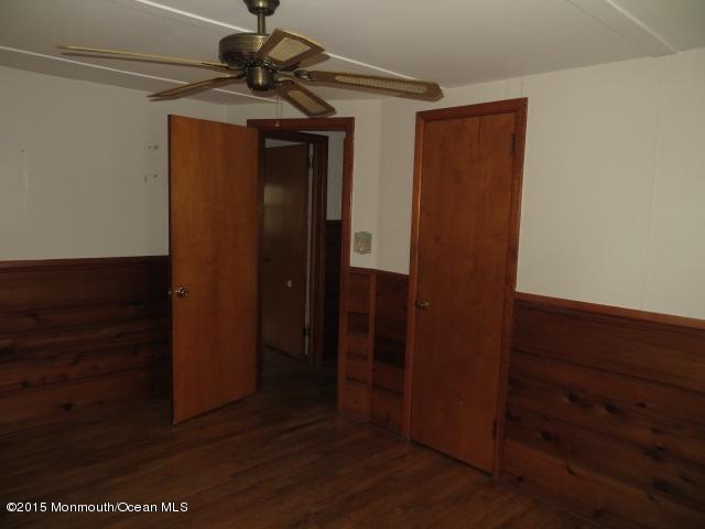 110 Waldron Road Toms River, NJ 08753 - Photo 4 of 10 Waldron (26)