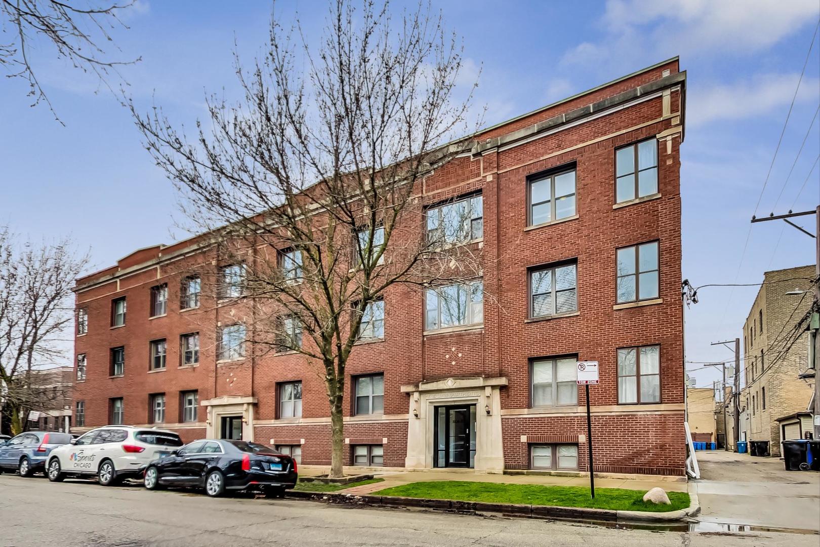 3908 North Wolcott Avenue, Unit 2 Chicago, IL 60613 - Photo 2 of 28