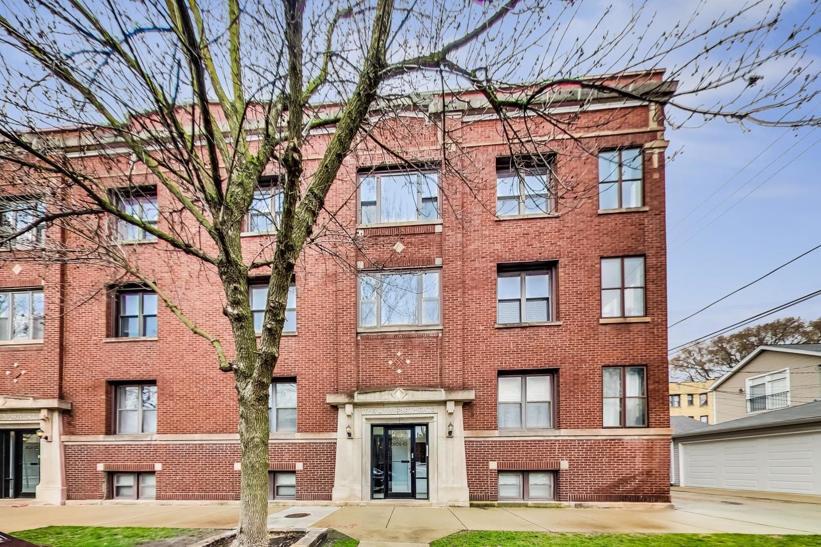 3908 North Wolcott Avenue, Unit 2 Chicago, IL 60613 - Photo 3 of 28