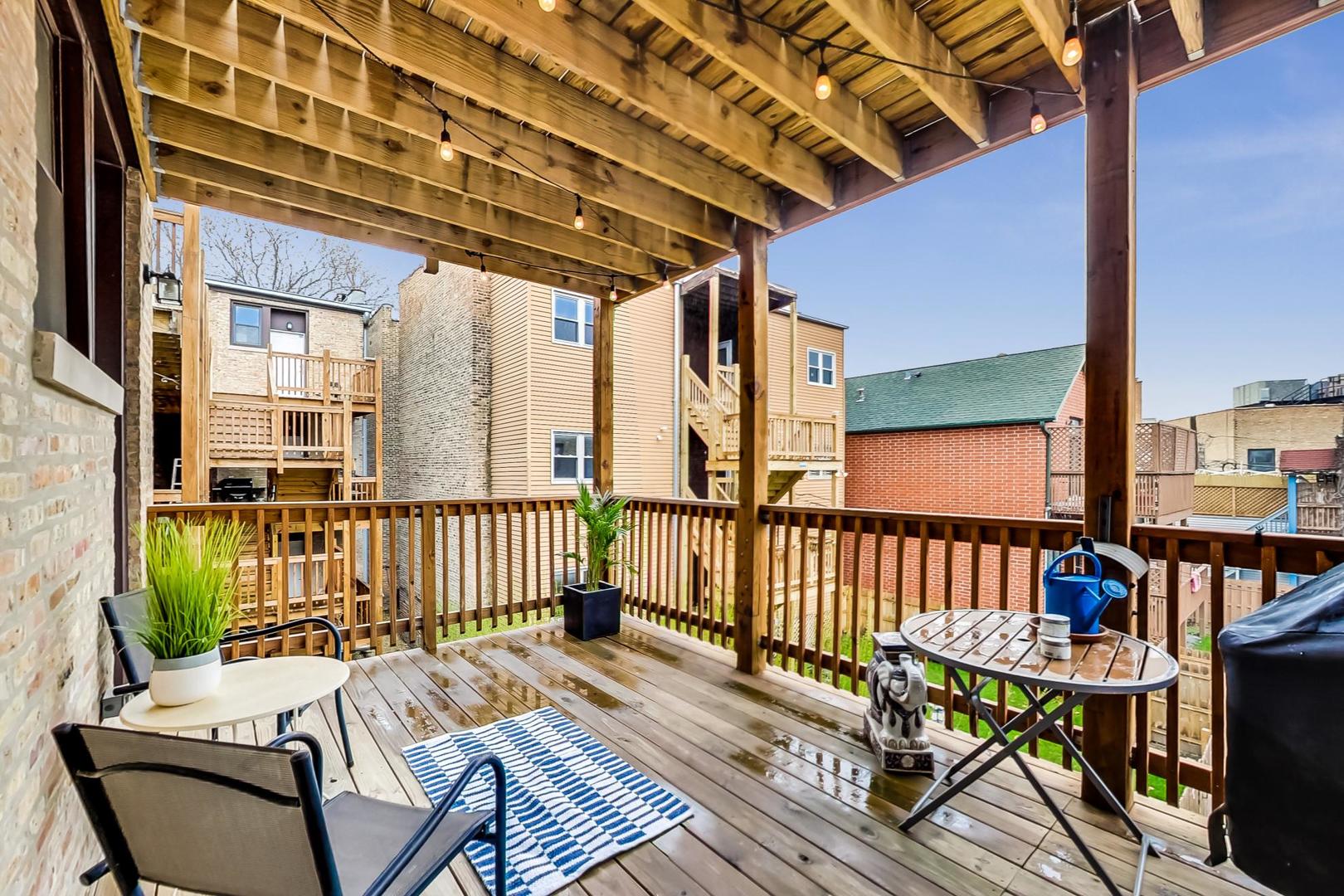 3908 North Wolcott Avenue, Unit 2 Chicago, IL 60613 - Photo 26 of 28