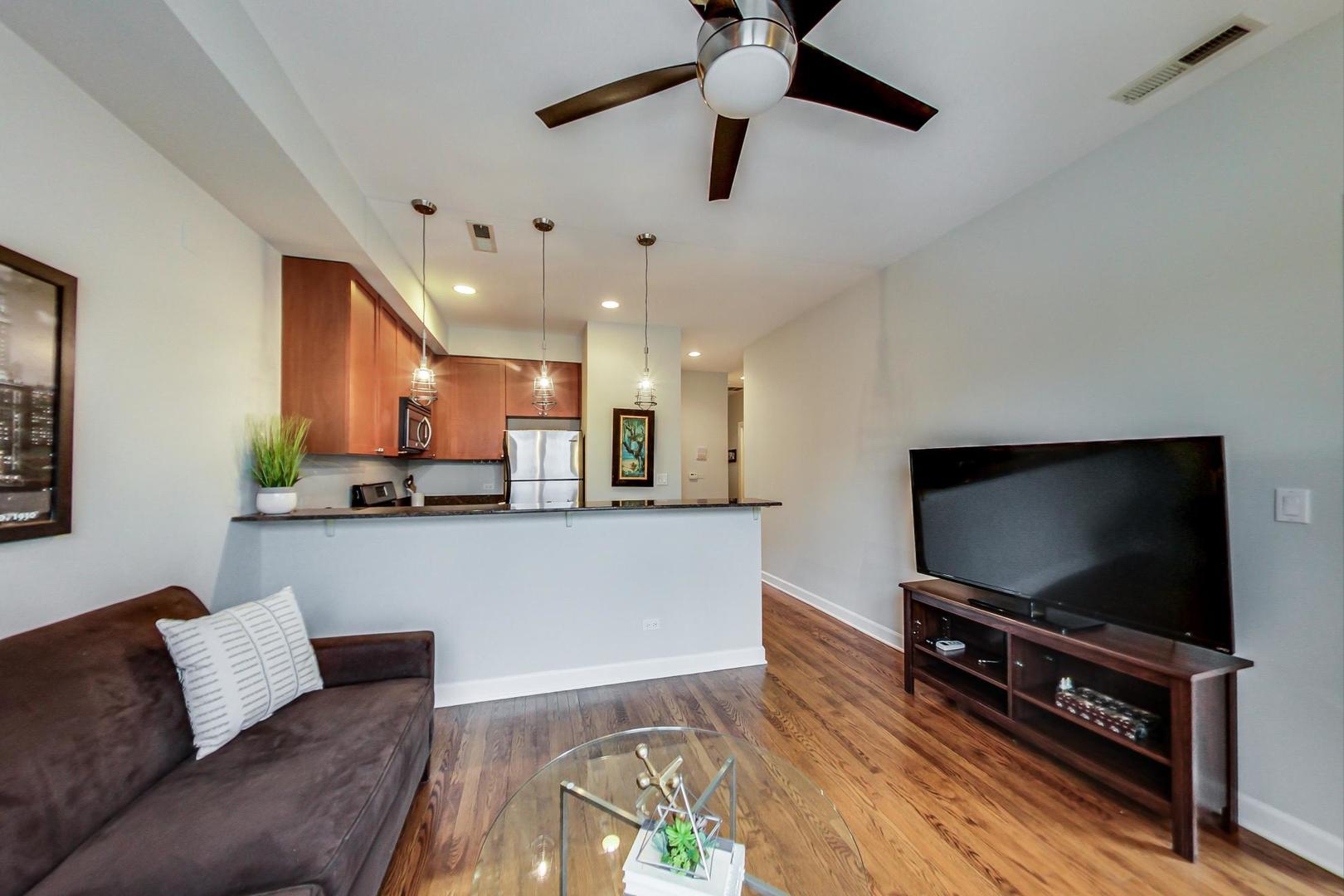 3908 North Wolcott Avenue, Unit 2 Chicago, IL 60613 - Photo 9 of 28