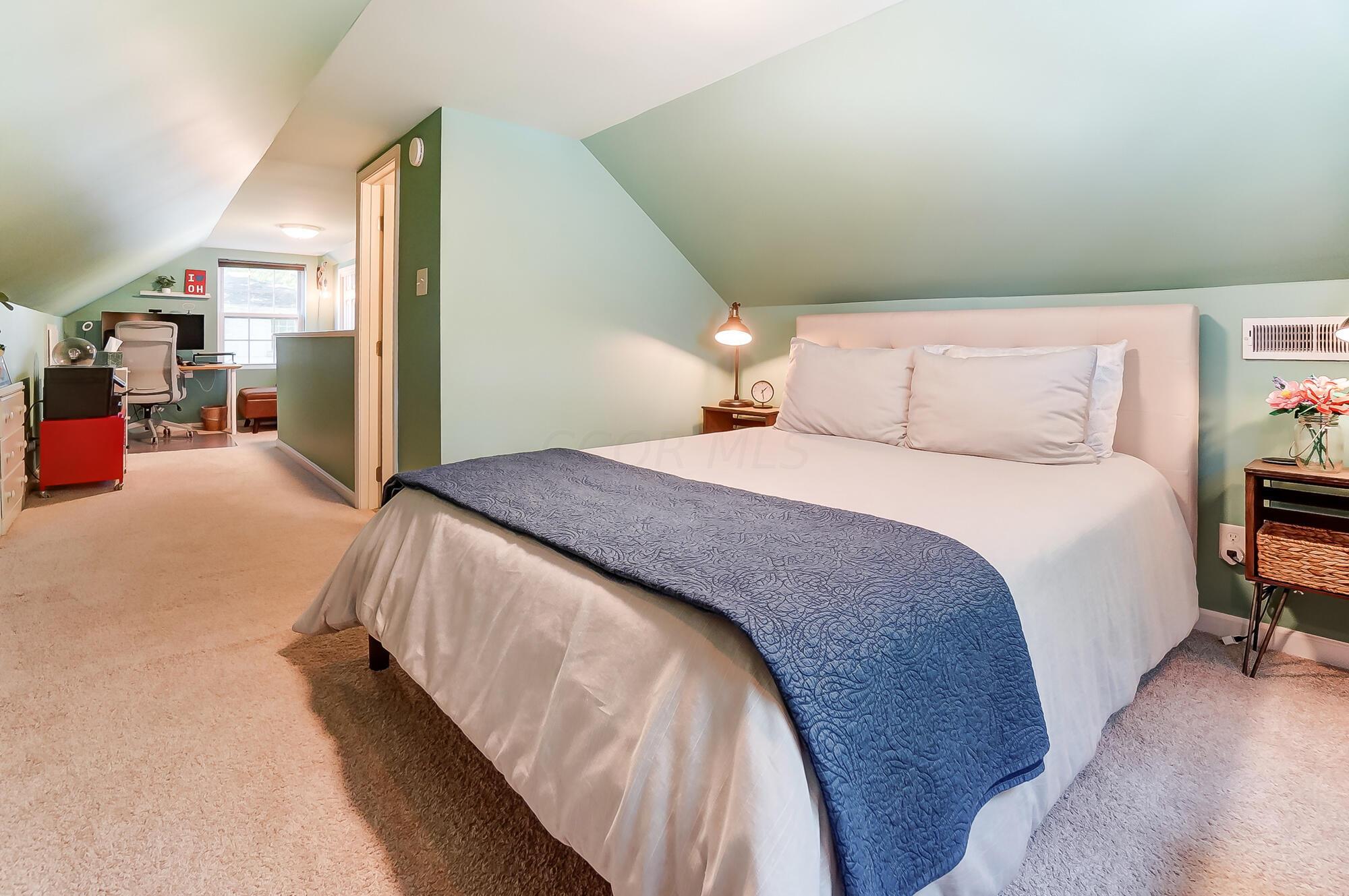 2899 Bryden Road Columbus, OH 43209 - Photo 22 of 31 Upstairs Bedroom