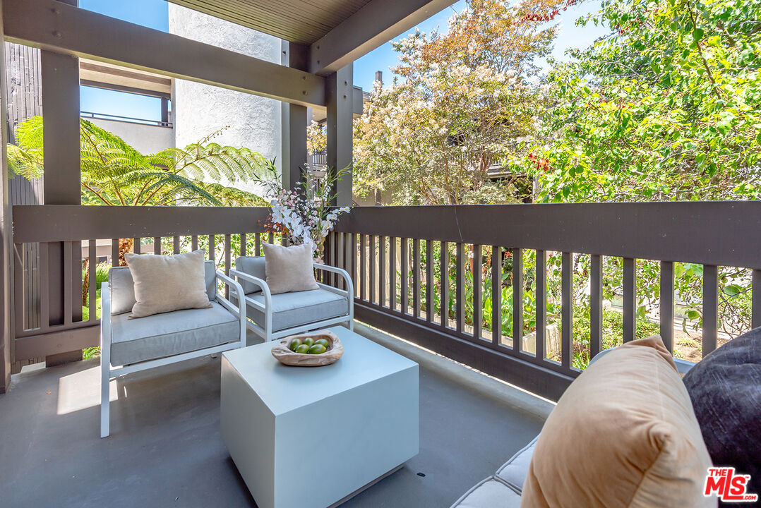 7742 Redlands Street, Unit D2040 Playa del Rey, CA 90293 - Photo 4 of 35