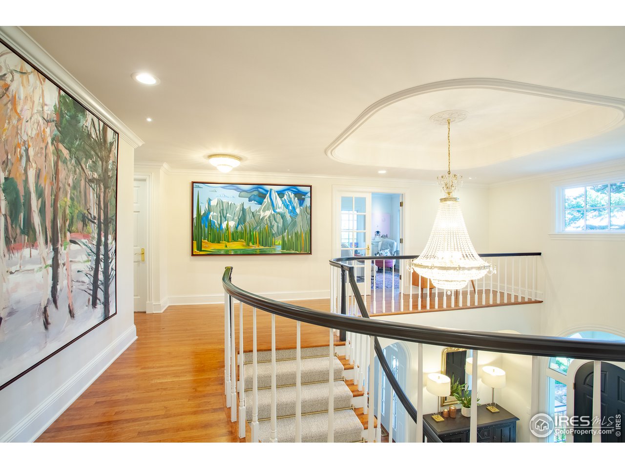 985 Gilbert Street Boulder, CO 80302 - Photo 21 of 40 a view of an entryway with wooden floor