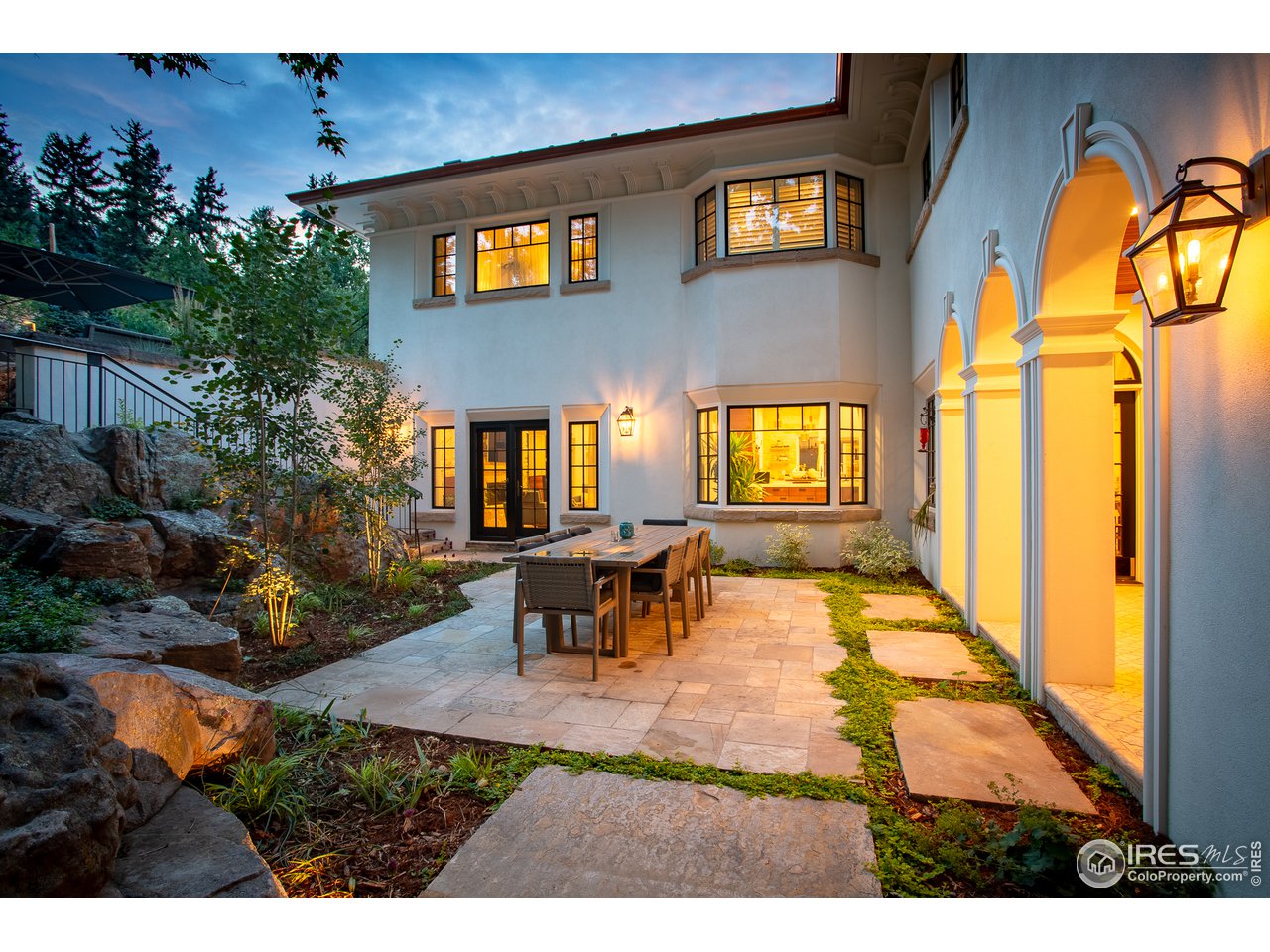 985 Gilbert Street Boulder, CO 80302 - Photo 3 of 40 a view of a swimming pool with a lounge chair