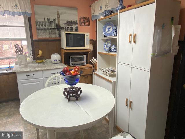 346 Huntley Road Upper Darby, PA 19082 - Photo 8 of 16