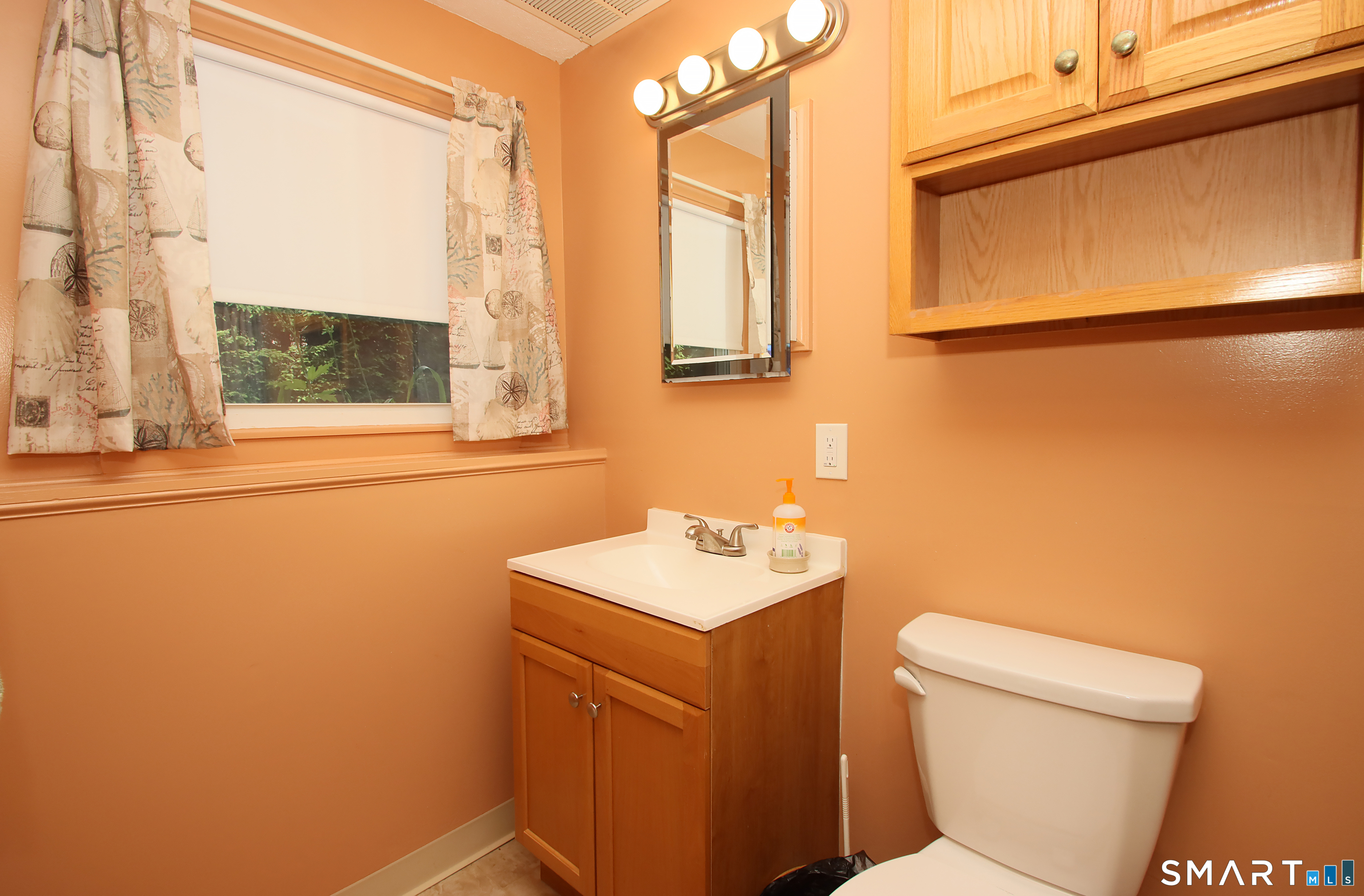 57 Grande Road East Hartford, CT 06118 - Photo 20 of 22