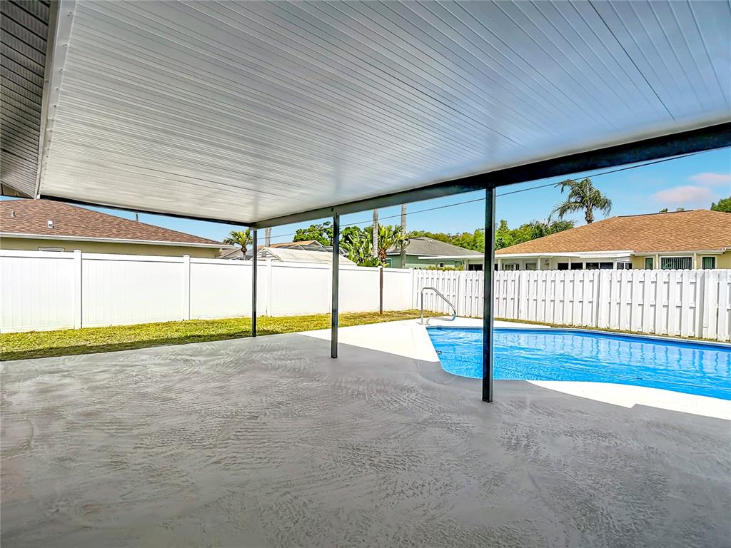 8635 Gum Tree Avenue New Port Richey, FL 34653 - Photo 29 of 39
