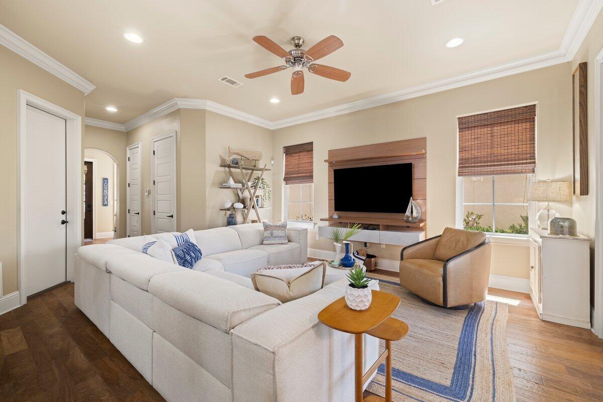 1845 Boardwalk Drive Miramar Beach, FL 32550 - Photo 19 of 48 Spacious