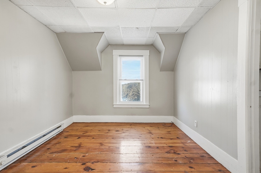 29 Allen Street, Unit 3 Gardner, MA 01440 - Photo 17 of 27