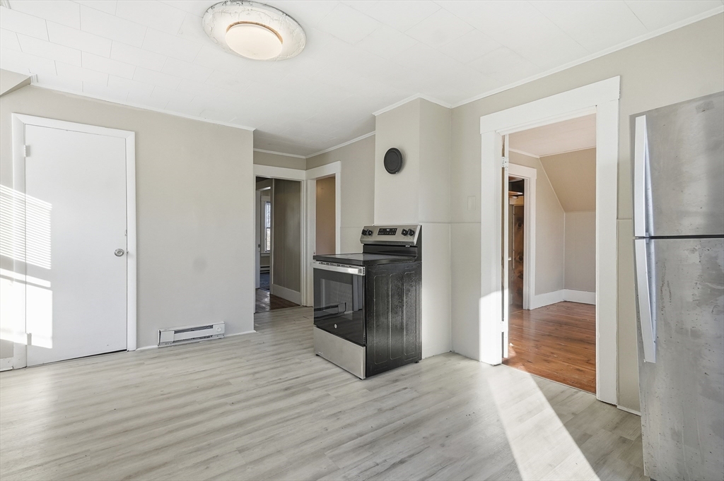 29 Allen Street, Unit 3 Gardner, MA 01440 - Photo 7 of 27