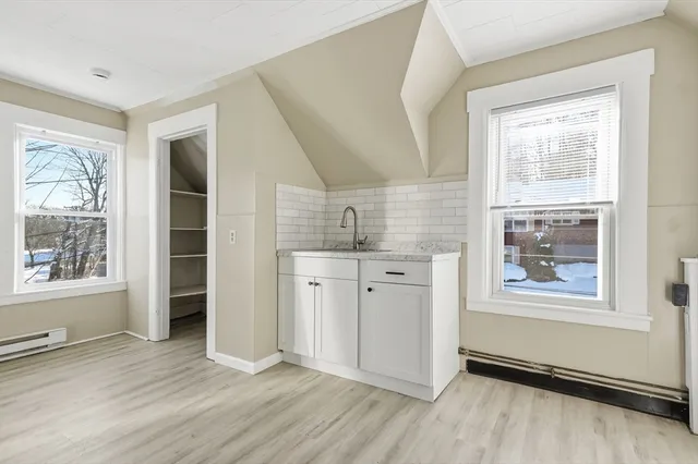 $2,000 | 29 Allen Street, Unit 3, Gardner, MA 01440