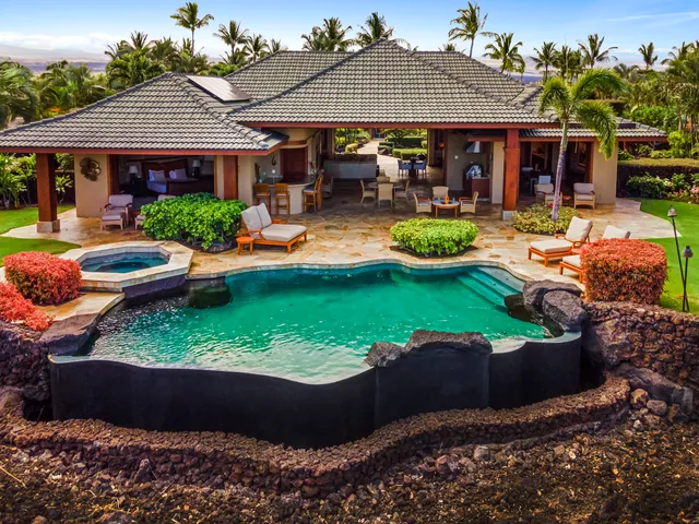 $8,175,000 | 68-1083 Ke Kailani Drive, Kamuela, HI 96743