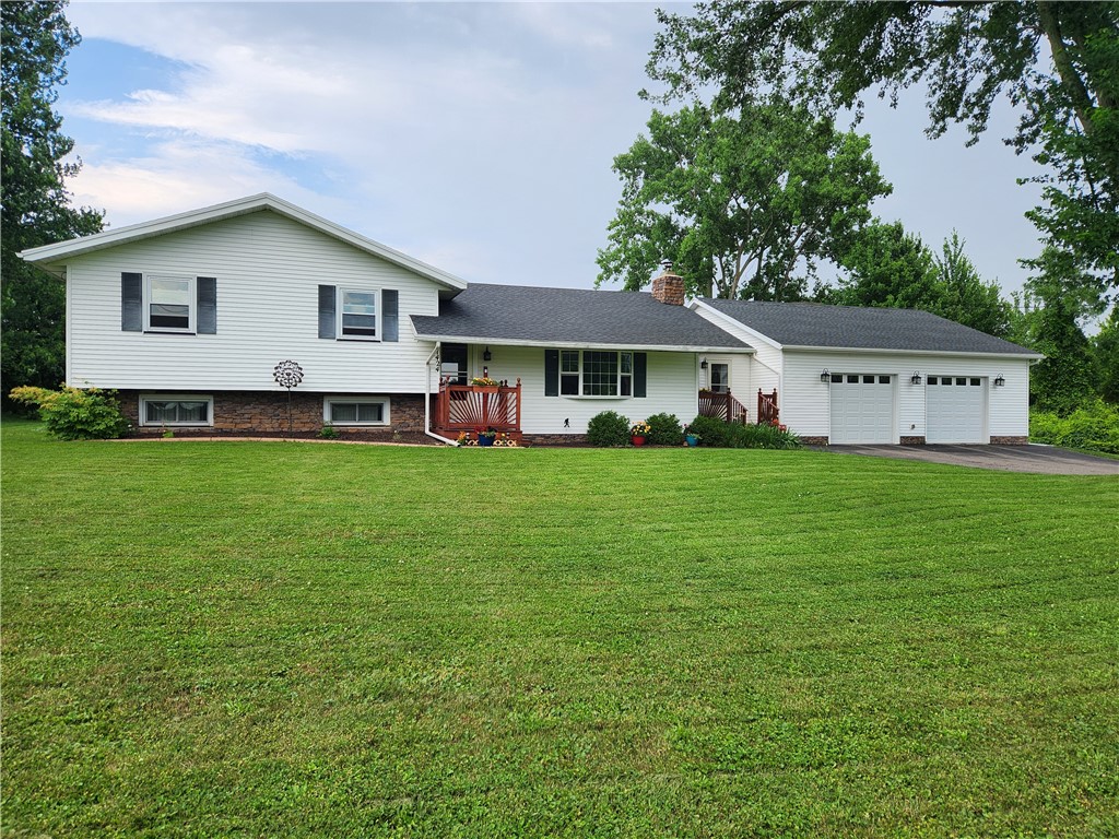 1424 Reed Road Chili, NY 14546 - Photo 1 of 1 WELCOME HOME!