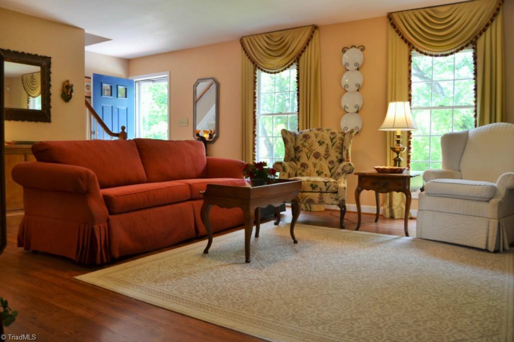 1605 Conrad Road Lewisville, NC 27023 - Photo 4 of 25 Living Room