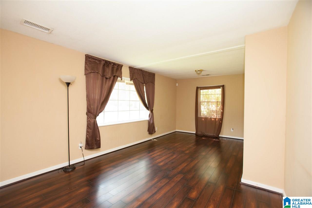 516 Karen Street Birmingham, AL 35228 - Photo 6 of 16