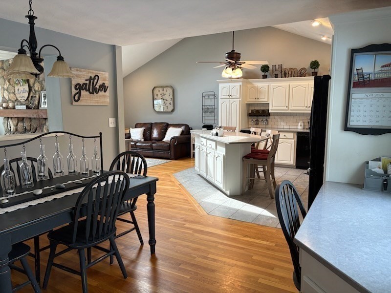 31 Columbus Road Woburn, MA 01801 - Photo 9 of 27
