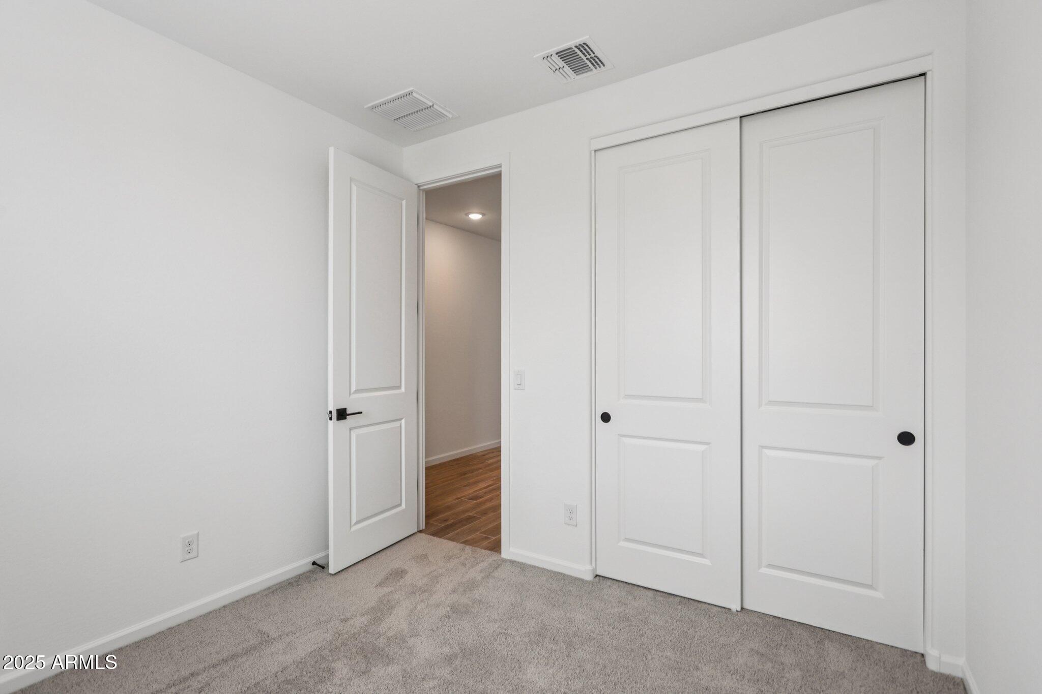 18224 La Senda Drive West Surprise, AZ 85387 - Photo 13 of 56 13-web-or-mls-La Senda Dr W-S2008-013