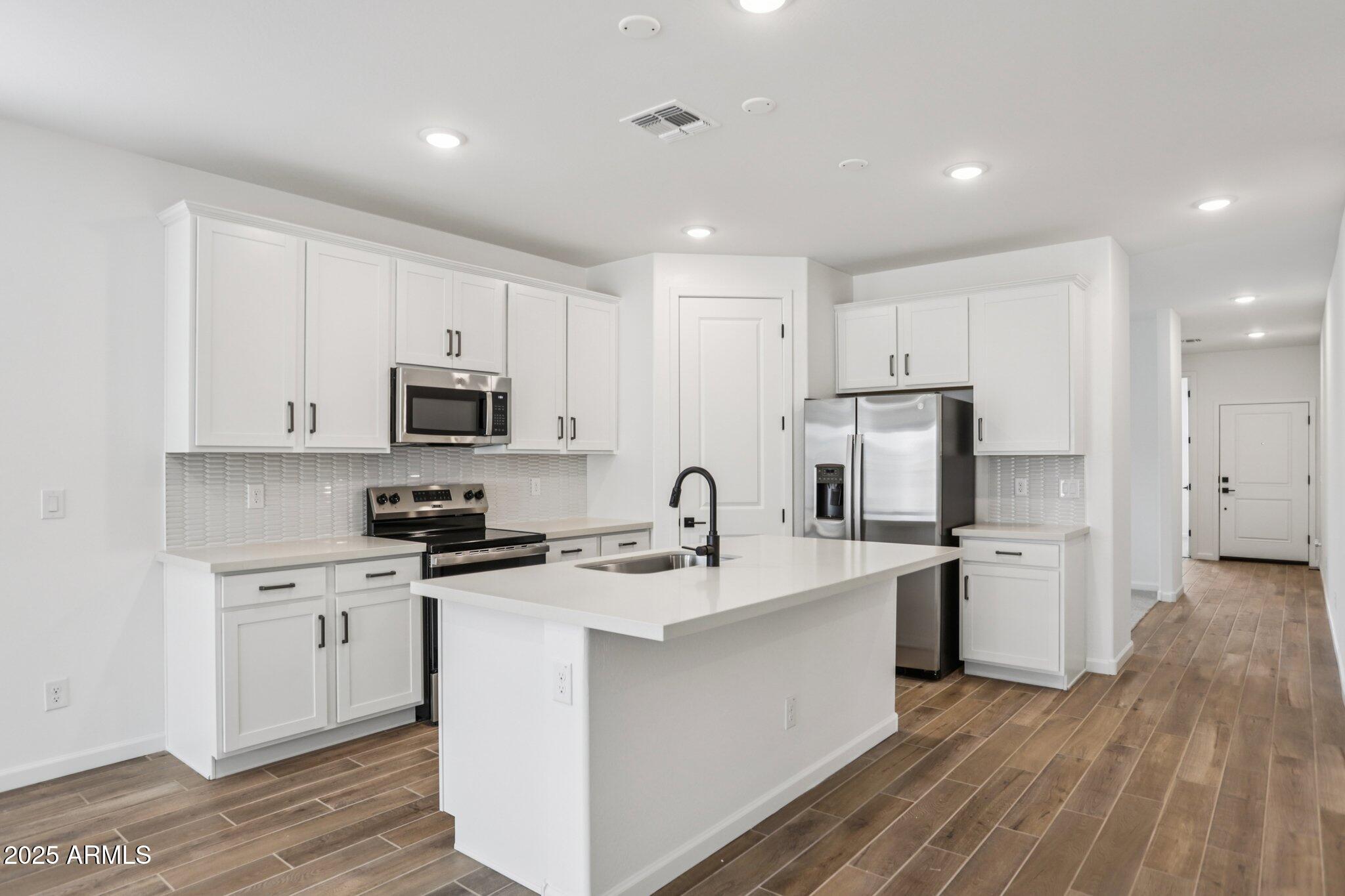 18224 La Senda Drive West Surprise, AZ 85387 - Photo 9 of 56 9-web-or-mls-La Senda Dr W-S2008-009