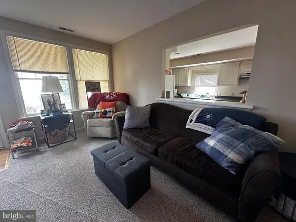 $1,995 | 633 Hampton Avenue, Southampton, PA 18966