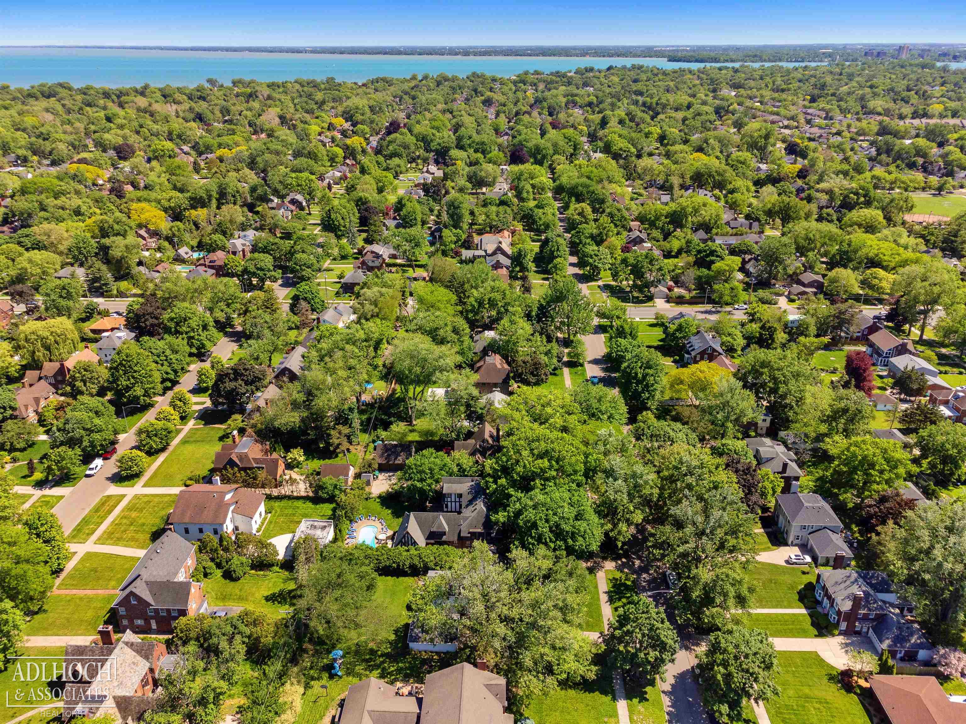 1254 Berkshire Road Grosse Pointe, MI 48230 - Photo 33 of 36