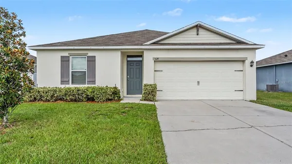 $284,900 | 524 Burnham Circle, Auburndale, FL 33823