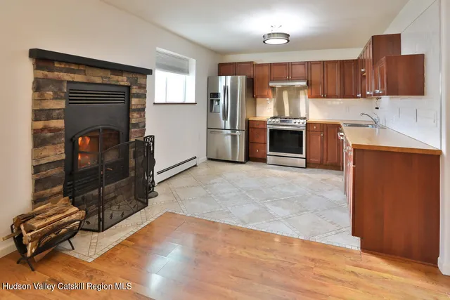 $465,000 | 241 3rd Avenue, Kingston, NY 12401