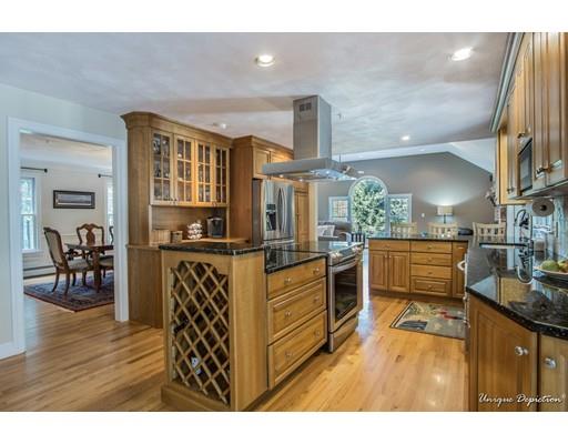 79 Rocky Brook Road North Andover, MA 01845 - Photo 6 of 39 Gallery Image 6