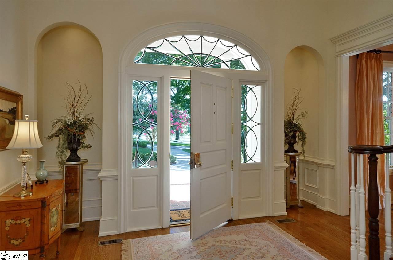 230 Riverside Drive Greenville, SC 29605 - Photo 3 of 24 Gallery Image 3