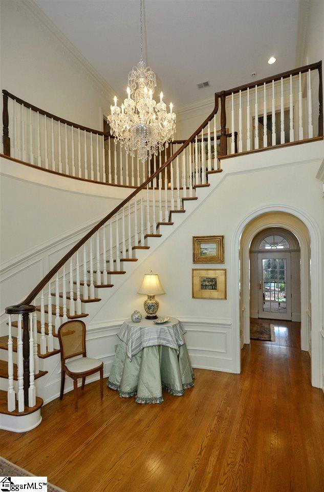 230 Riverside Drive Greenville, SC 29605 - Photo 4 of 24 Gallery Image 4