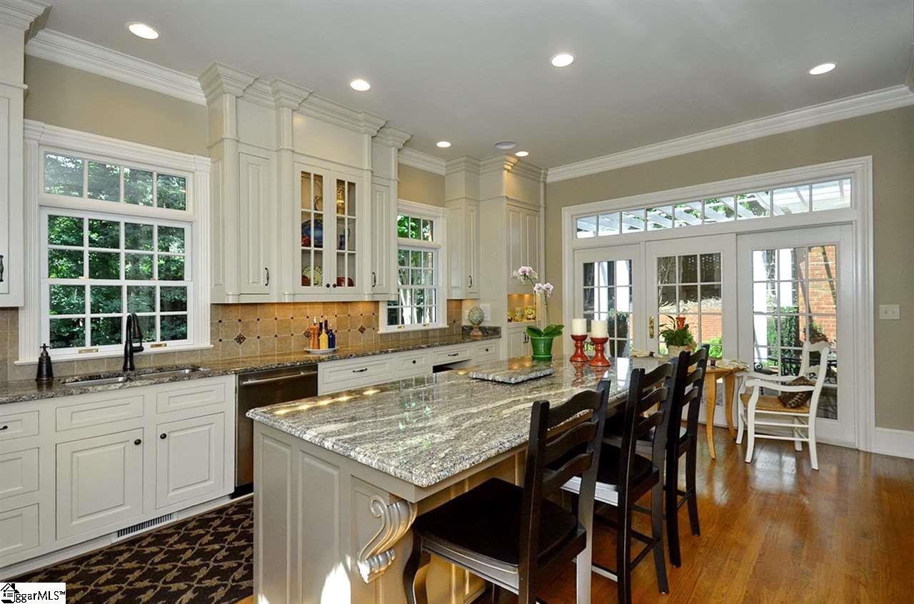 230 Riverside Drive Greenville, SC 29605 - Photo 8 of 24 Gallery Image 8